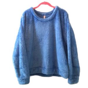 HUE Fluffy Sweater